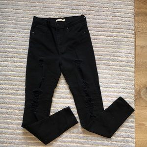 Levi’s Black Distressed Denim Jeans